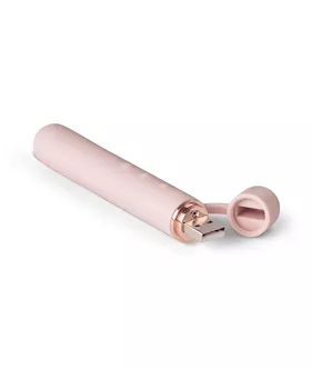 Le Wand Baton