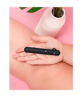 Le Wand Baton