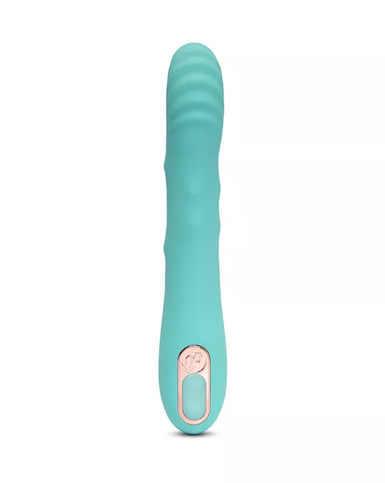 Nu Sensuelle Roxii Wand