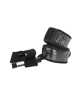 Whipsmart Diamond Over Door Cuffs Blk